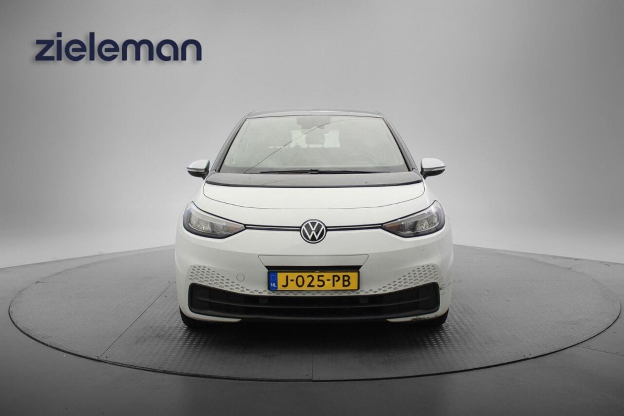Volkswagen ID.3 First 58 kWh - Carplay, Navi, Stoelverw. Cruise