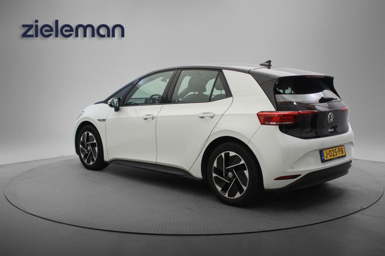 Volkswagen ID.3 First 58 kWh - Carplay, Navi, Stoelverw. Cruise