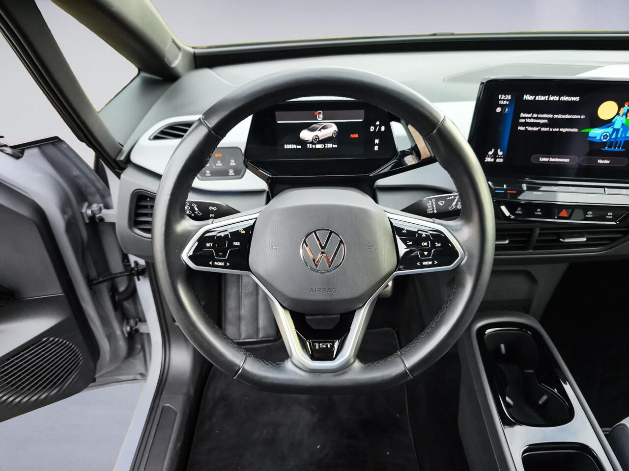 Volkswagen ID.3 First Plus 58 kWh 3-Fase 1e-Eig. & Keurig-Onderh. BOVAG-Garantie. NL-Auto.