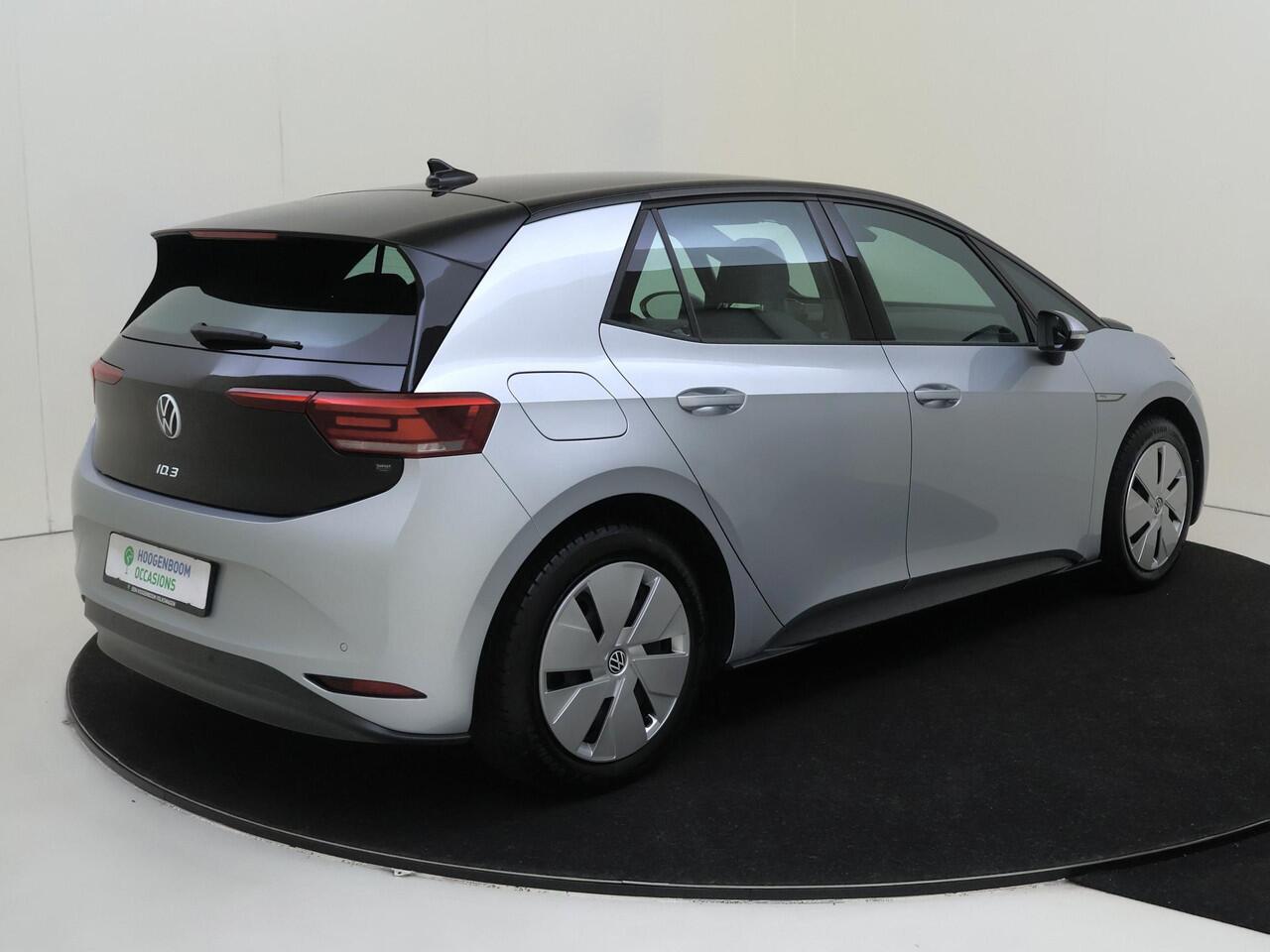 Volkswagen ID.3 Pro 58 kWh | SoH 91% | Parkeersensoren | Adaptieve cruise control | Voorverwarmingsinstalatie | CarPlay | Navigatie | Sfeerverlichting |