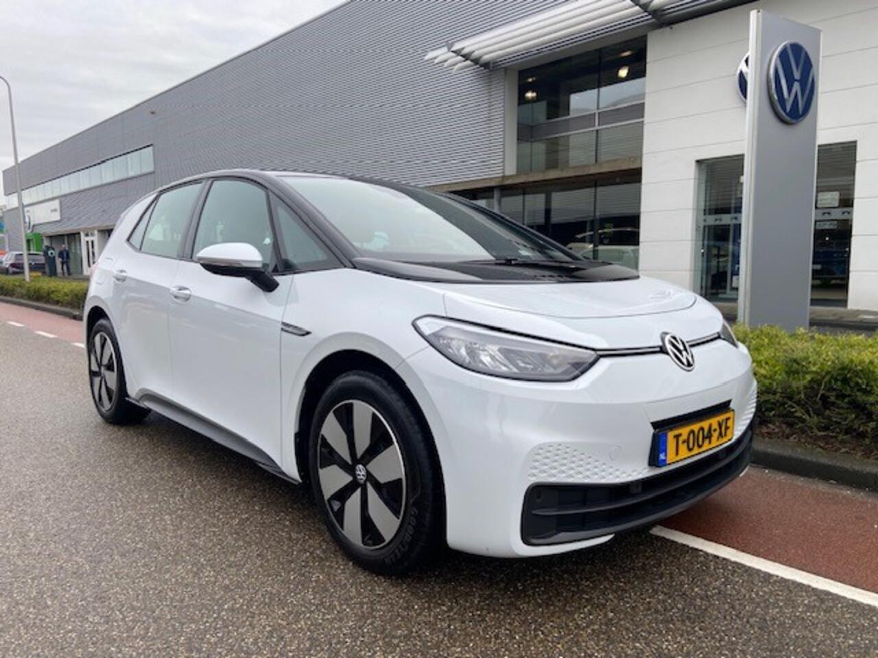 Volkswagen ID.3 Pro 58 kWh / Navi / Voorstoelen verwarmd / App-Connect / Parkeersensoren