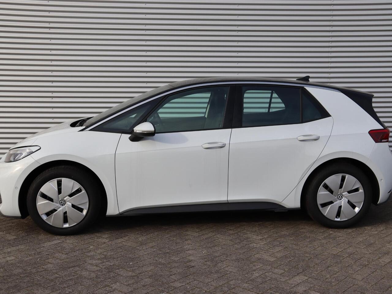 Volkswagen ID.3 Pure Oranje Edition 52 kWh accu, 125 kW / 170 pk H atchback Elektrische aandrijving | Comfort pakket | Assistance pakket |