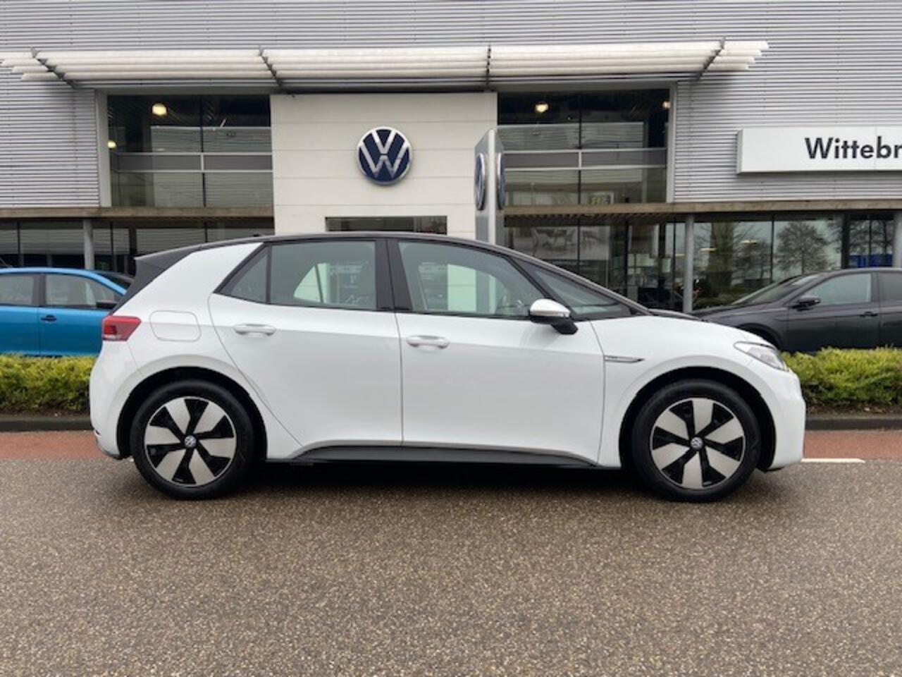 Volkswagen ID.3 Pro 58 kWh / Navi / Voorstoelen verwarmd / App-Connect / Parkeersensoren