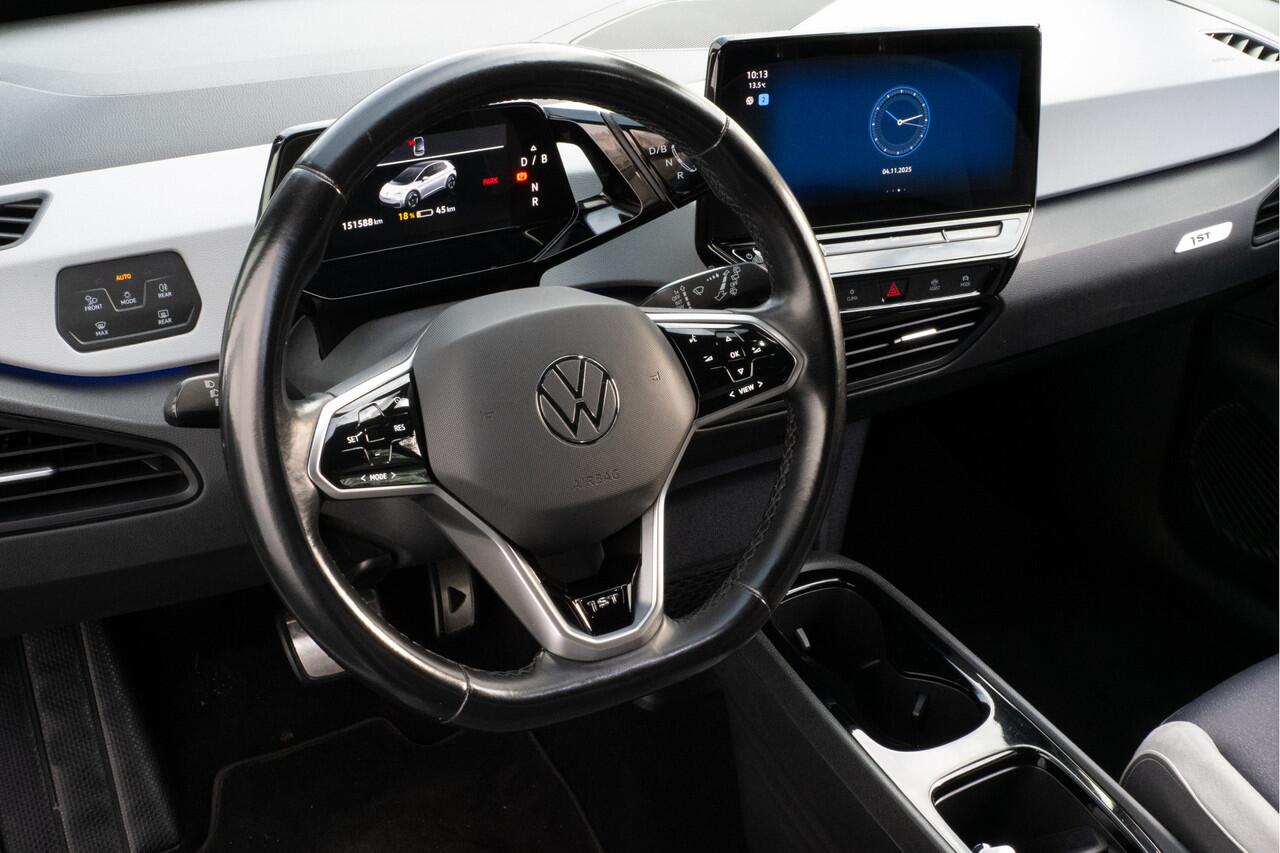 Volkswagen ID.3 First Plus 58 kWh Camera/ Stoel-stuurverwarming/ Full led/ Navigatie/ Carplay/ 19" Lmv