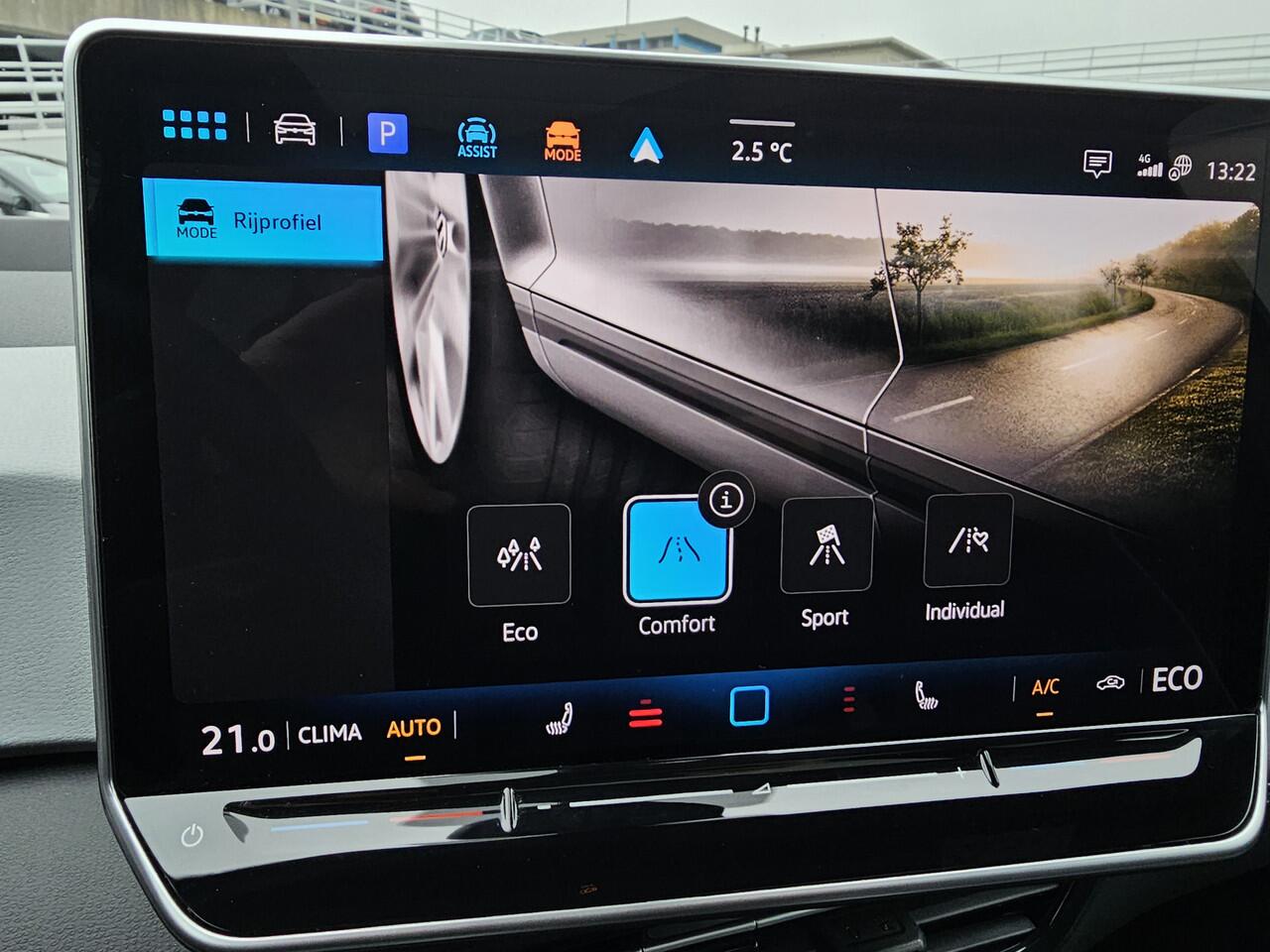 Volkswagen ID.3 Pro S Business 77 kWh | Assistance + | Top Sport int | Panoramadak | 20" Demonstratieauto, bel voor beschikbaarheid