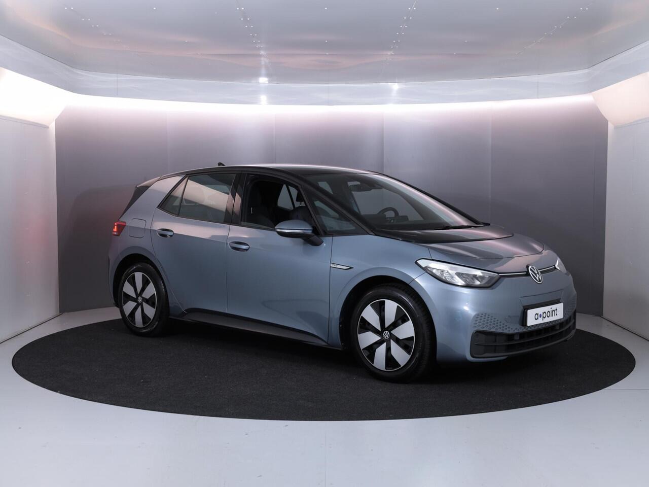 Volkswagen ID.3 Life 58 kWh 204 pk | Navigatie | Parkeersensoren | SOH 89% | Adaptieve cruise control | LED koplampen | Stoelverwarming |