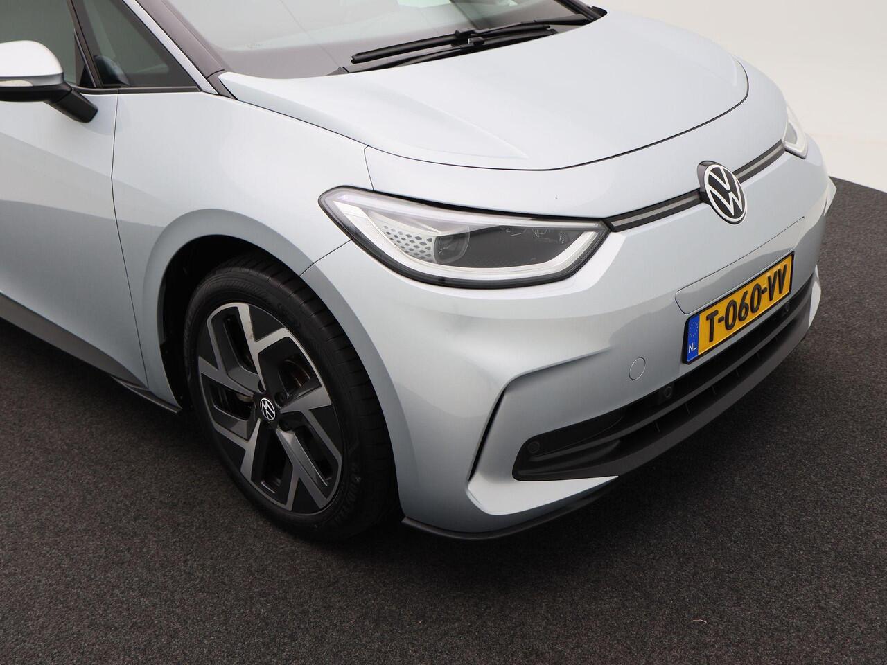 Volkswagen ID.3 Pro 58 kWh | Adaptive Cruise | Camera | Carplay | Stoel Verwarming | Parkeersensoren | Privacy Glass | Climate Control | Navigatiesysteem | 19 Inch | 71.118 Km