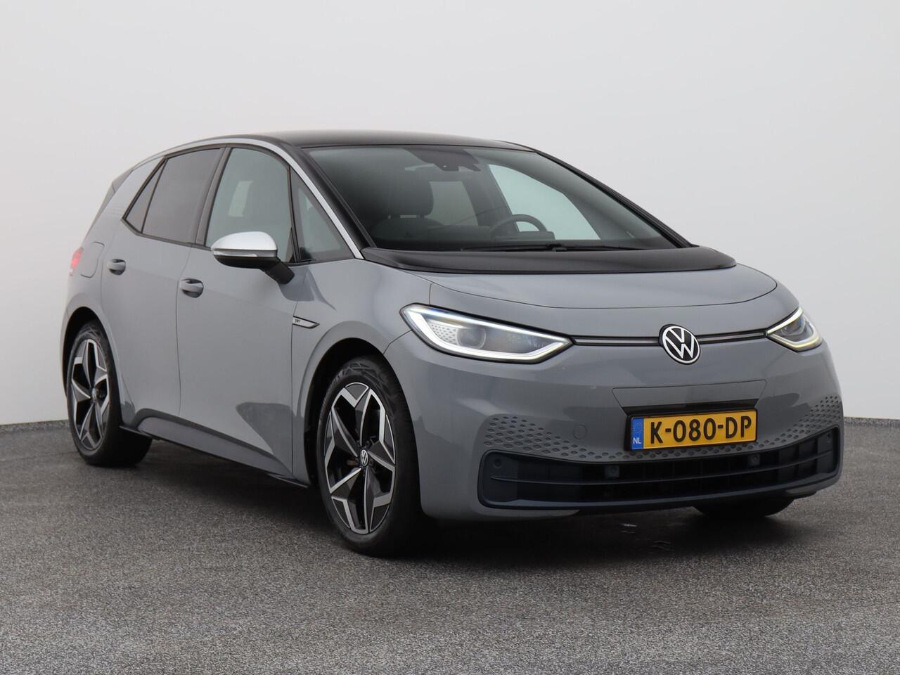 Volkswagen ID.3 First Plus 58 kWh | CAMERA | ADAPTIVE | STOEL- EN STUURVERW.