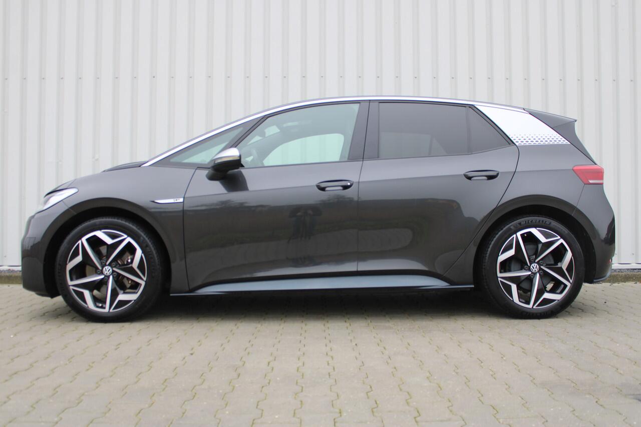 Volkswagen ID.3 First Plus 58 kWh | Incl. 12 maanden garantie | Adaptieve cruise control | Climate control | Stoel/stuurverwarming | Parkeercamera | Apple carplay/Android auto | Interieur voorverwarming |