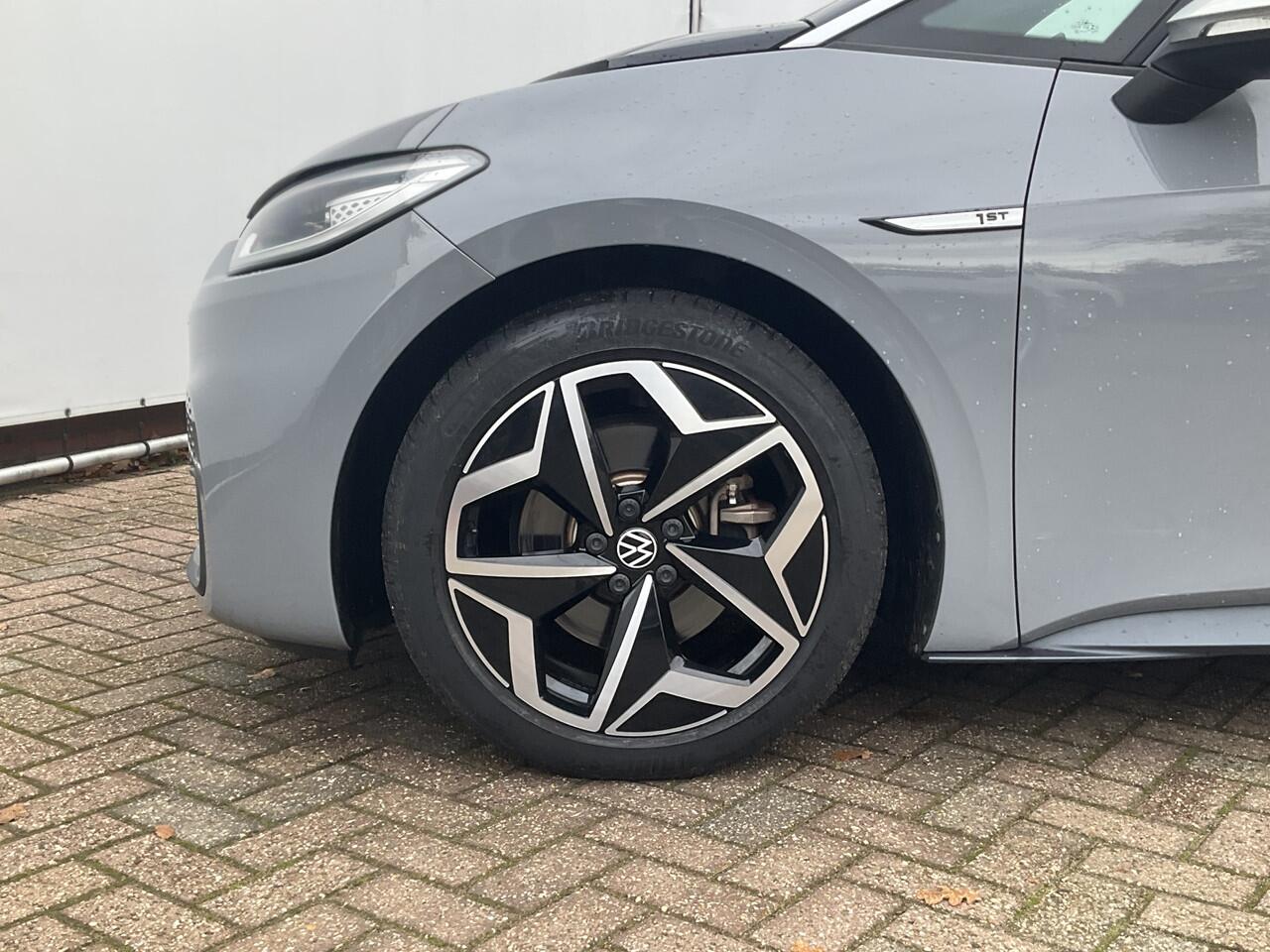 Volkswagen ID.3 First Plus 58 kWh Stoel.Stuuverw. Adapt.Cruise DAB