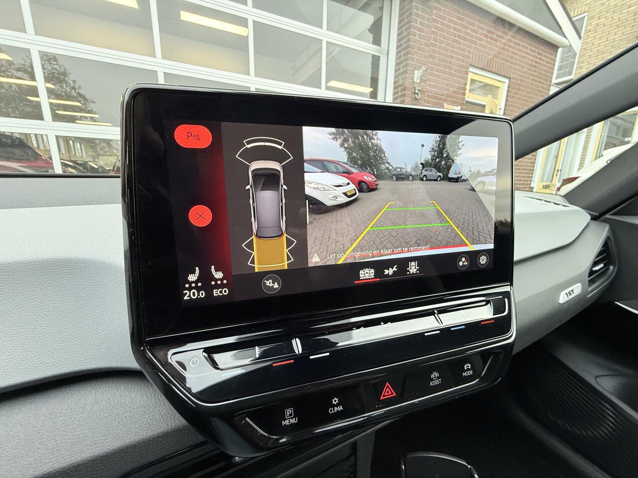 Volkswagen ID.3 First Plus 58 kWh SOH 91.6%,Camera, Trekhaak, 19''Lmv