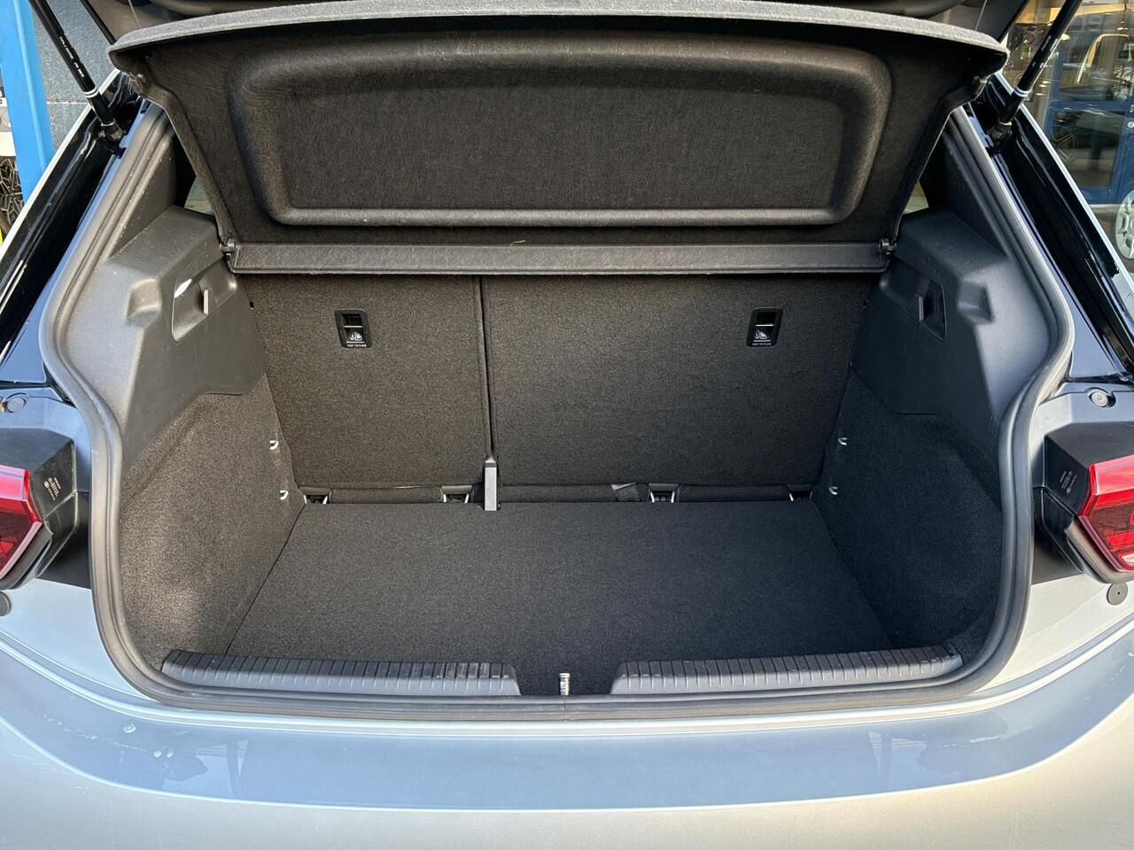 Volkswagen ID.3 Pro 58 kWh First Edition | 360 Camera | Stoel- & Stuurwielverwarming | Adaptive Cruise | Side Assist | Navi |