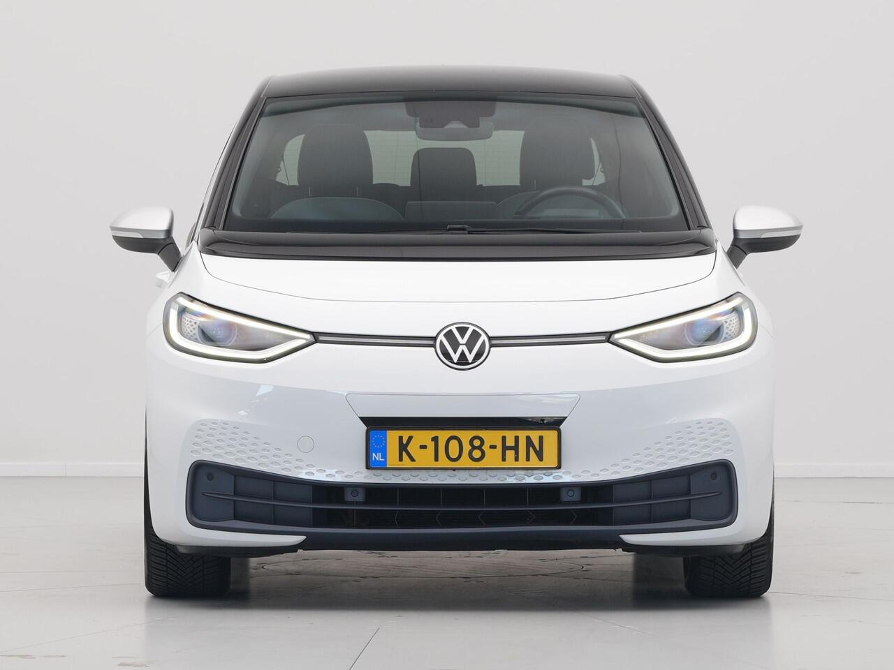 Volkswagen ID.3 First Plus 58 kWh Navigatie Camera Acc Stoelverwarming 154