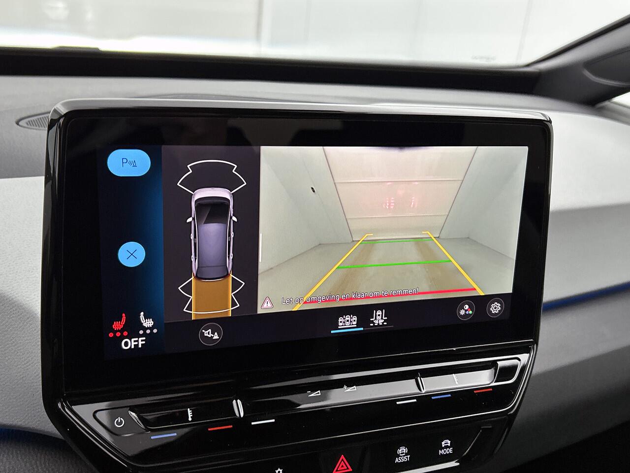 Volkswagen ID.3 First Plus 58 kWh | Matrix led koplampen | 19 Inch | SOH 93,4% | Nederlandse Auto | NAP |