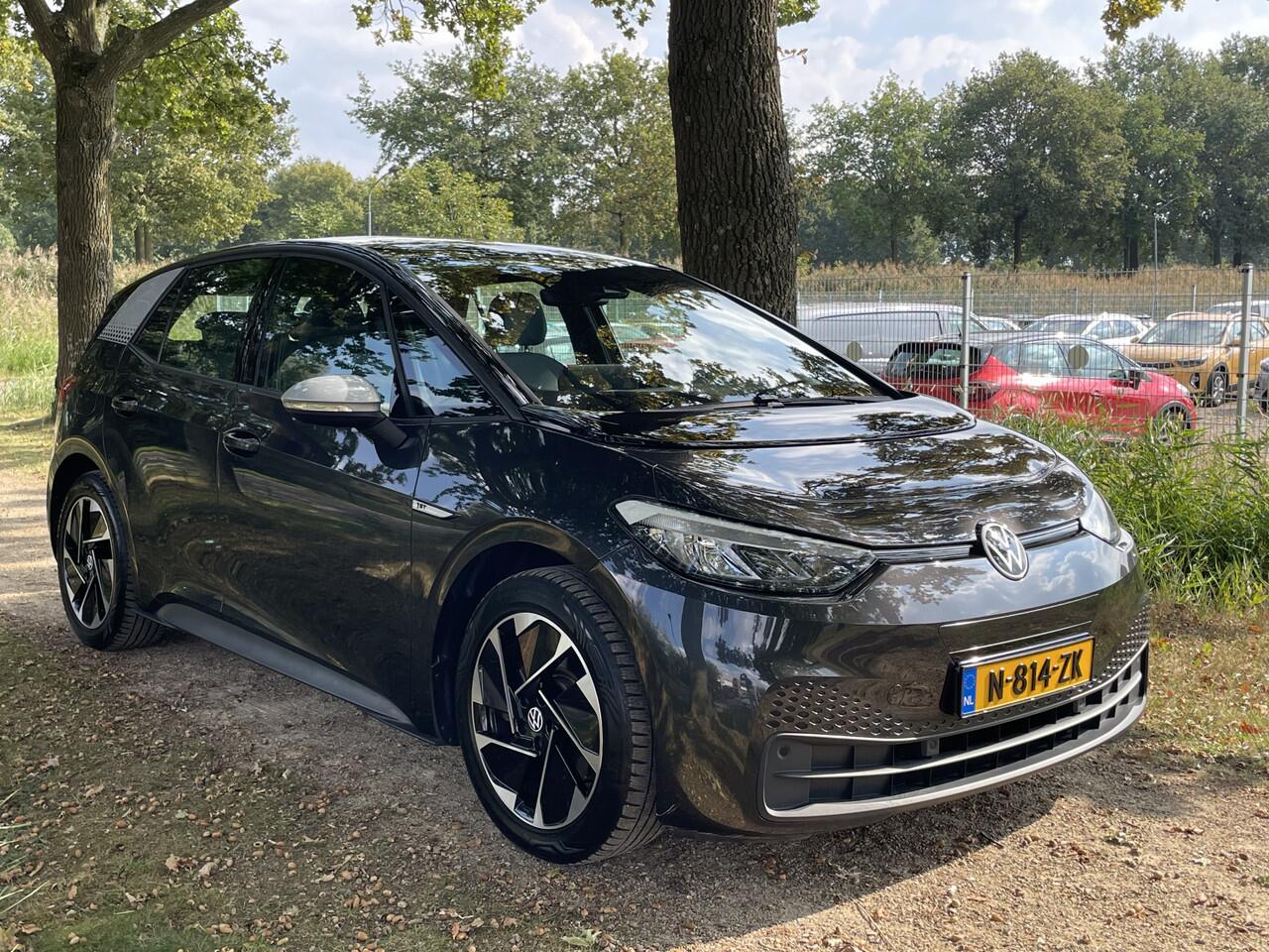 Volkswagen ID.3 Pro Performance 58 kWh | Navi | PDC | Cruise | Info Bas: 0492-588982 Info Bas: 0492-588982 Whatsapp: 0492588988