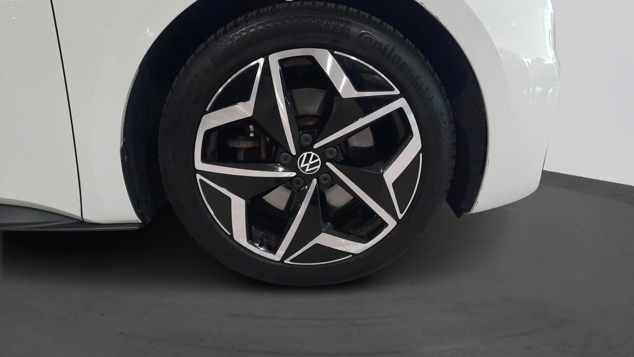 Volkswagen ID.3 First Edition Plus 58 kWh | Camera | 19" velgen | App Connect |