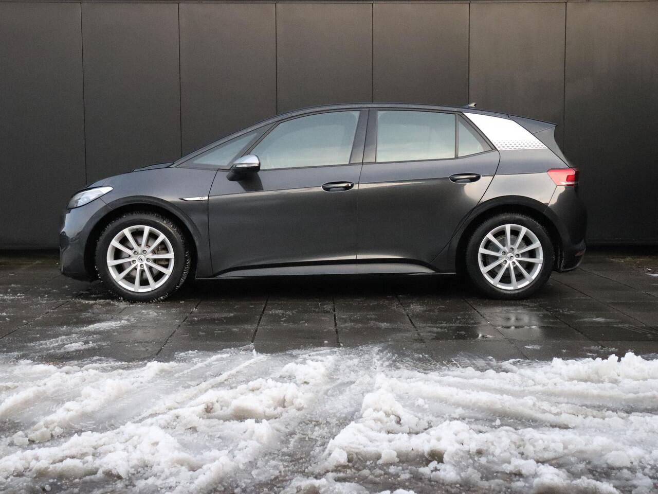 Volkswagen ID.3 First 58 kWh | PDC | SOH 91% | CRUISE | NAVI | APPLE CARPLAY | STOEL/STUURVERW. |