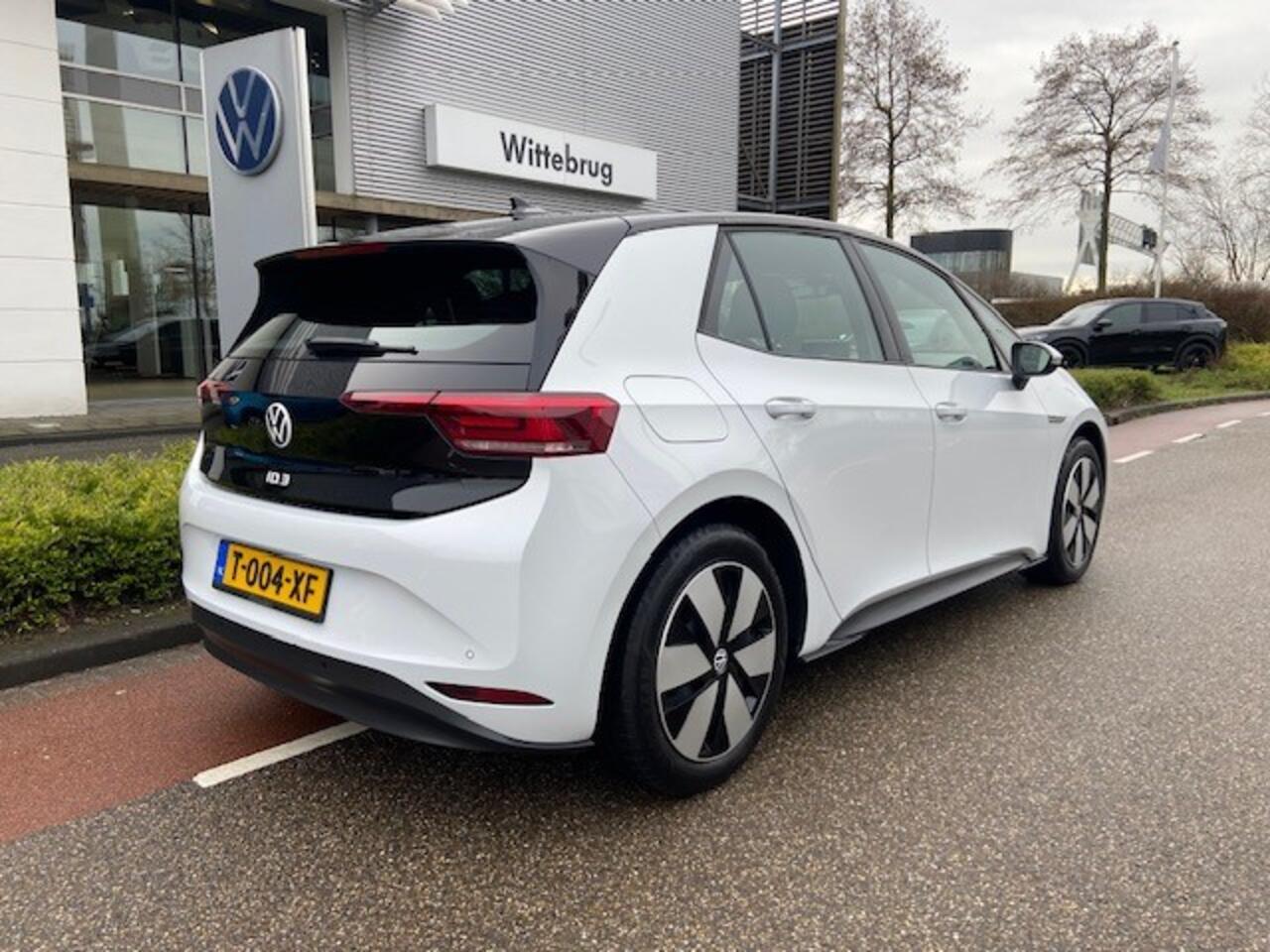 Volkswagen ID.3 Pro 58 kWh / Navi / Voorstoelen verwarmd / App-Connect / Parkeersensoren