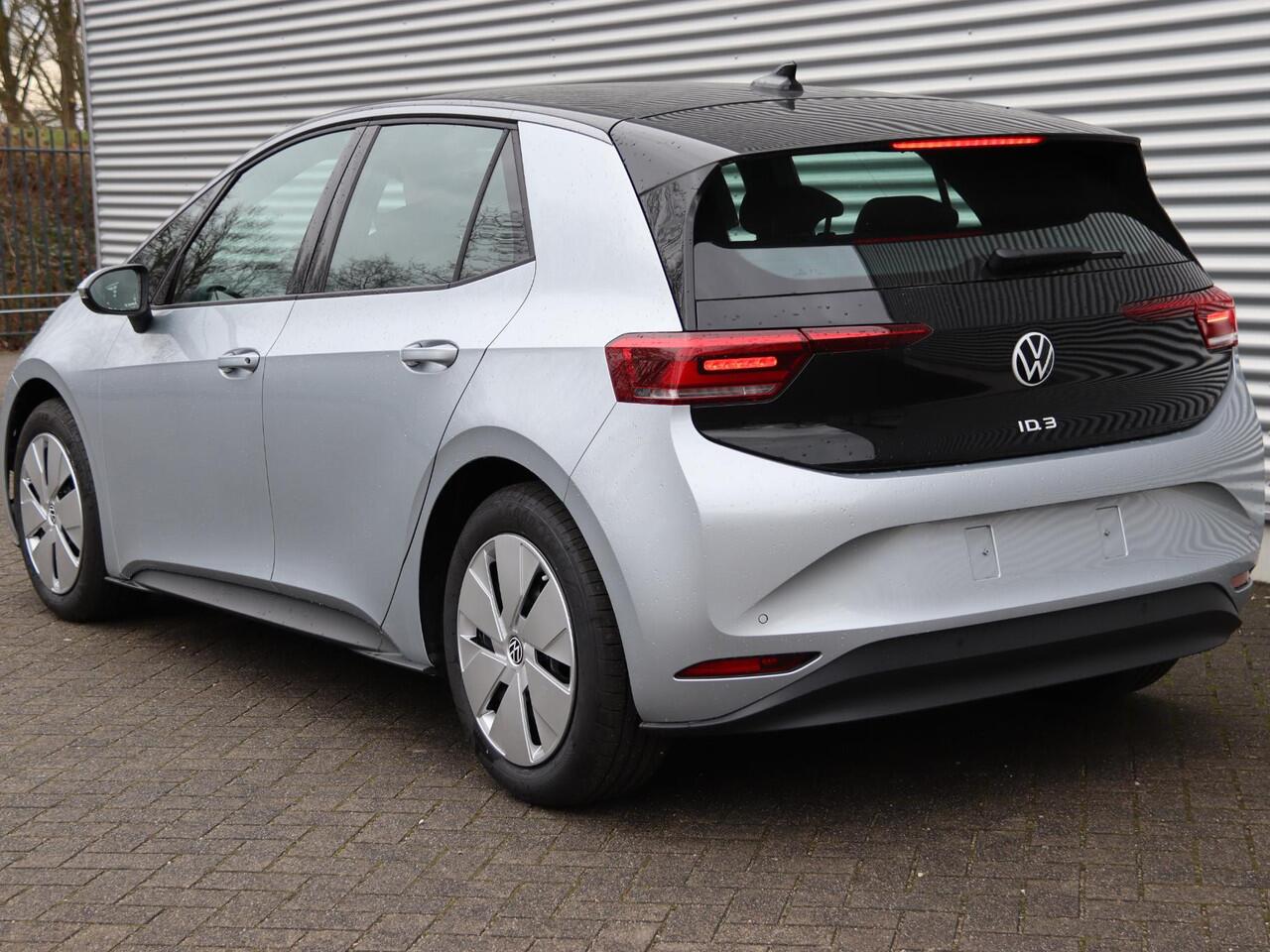 Volkswagen ID.3 Pure Oranje Edition 52 kWh accu, 125 kW / 170 pk H atchback Elektrische aandrijving