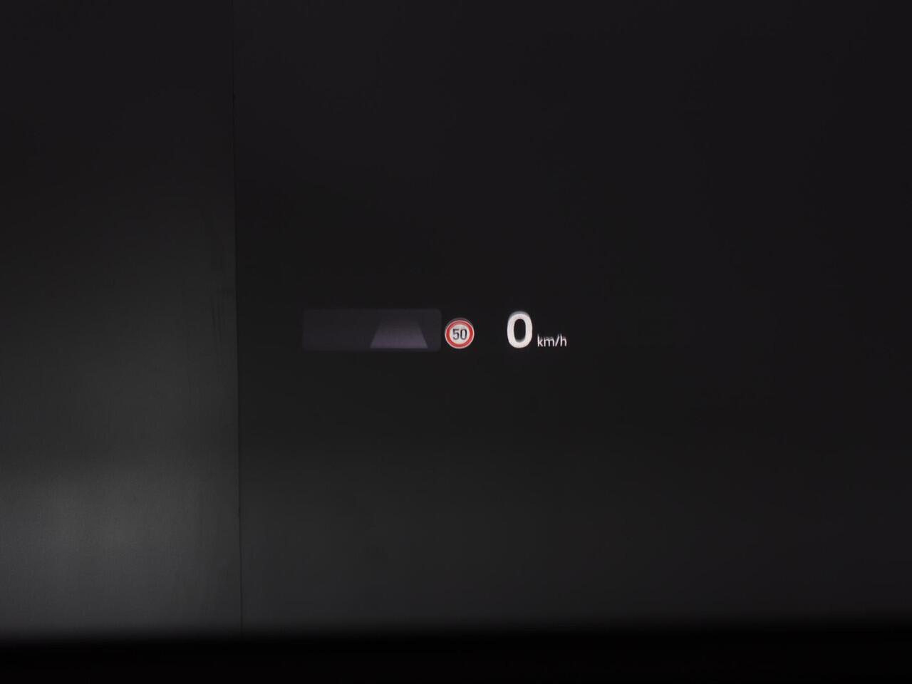 Volkswagen ID.3 First Max 58 kWh 204pk | Navigatie | Parkeersensoren | Keyless | Led Matrix | Camera | Electr.verstelbare voorstoelen| SOH 84%