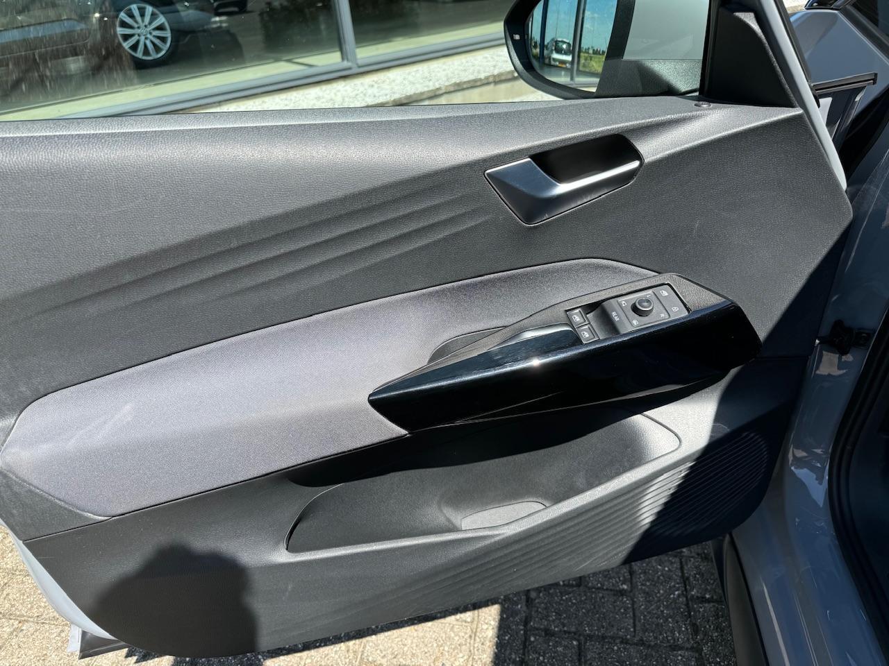 Volkswagen ID.3 Pure 45 kWh | 150pk | Navi | LMV 18" | ACC | NL-auto |1e eigenaar | incl. BTW