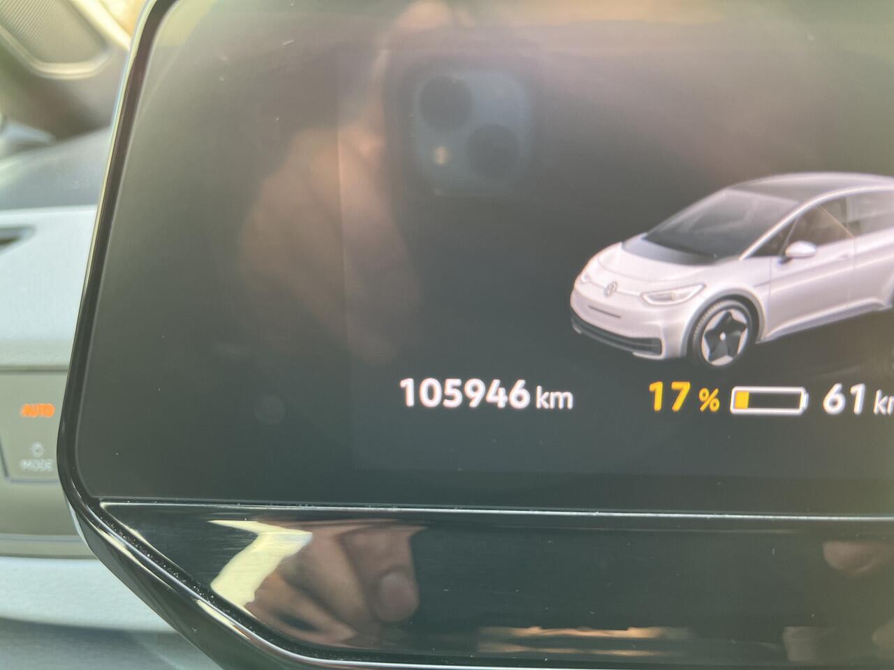 Volkswagen ID.3 First Max 58 kWh / PANO/ CAMERA/ PARK. SENSOREN/ IQ. LIGHT/ ERGO ACTIVE/ NAVI/ CLIMA/ STOELVERWARM./