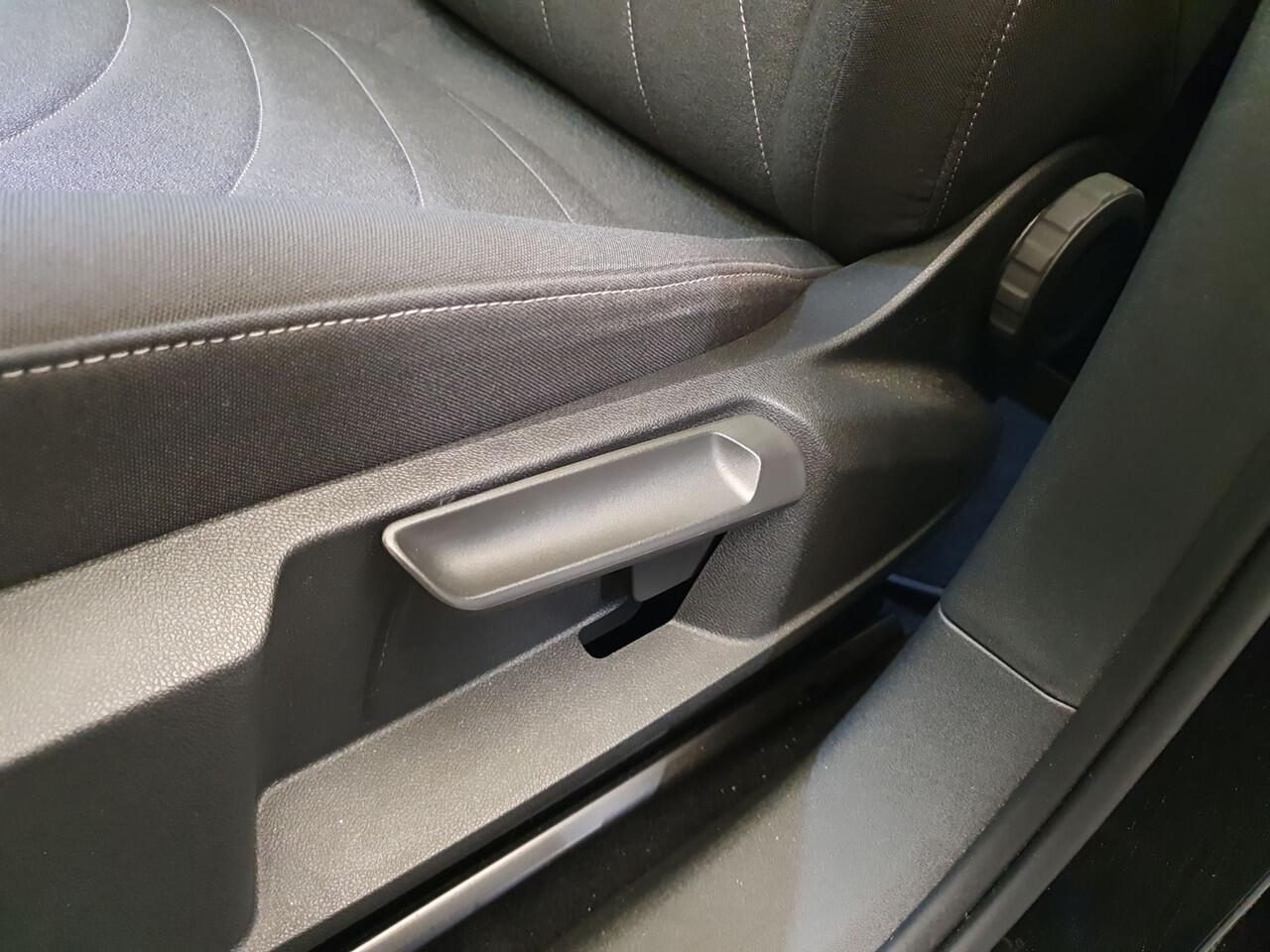 Volkswagen ID.3 Pro 58 kWh 204PK Cruise control adaptief, App-connect