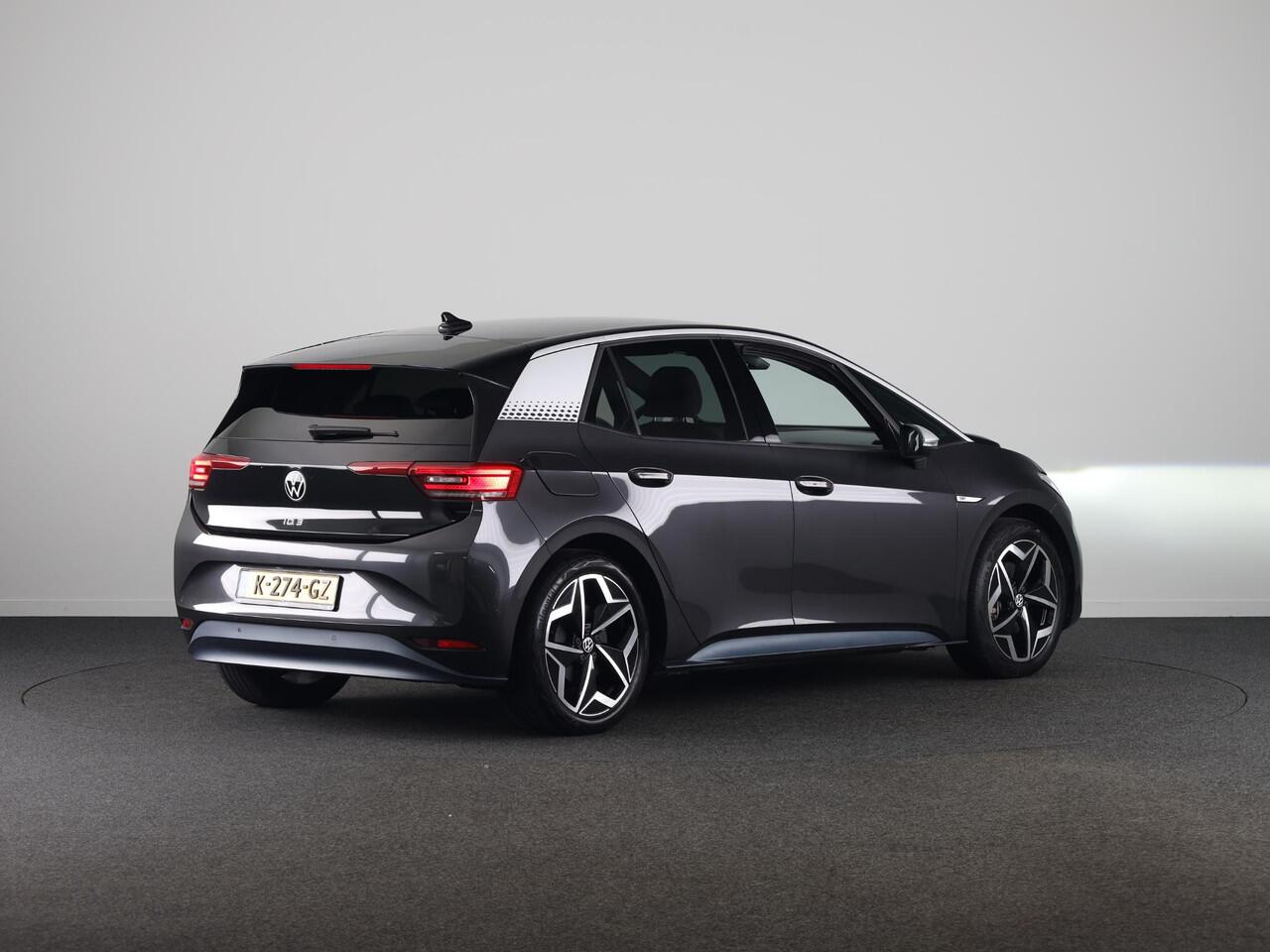 Volkswagen ID.3 First Plus 58 kWh 204 PK | Navigatie | Parkeersensoren | Camera | Led lampen