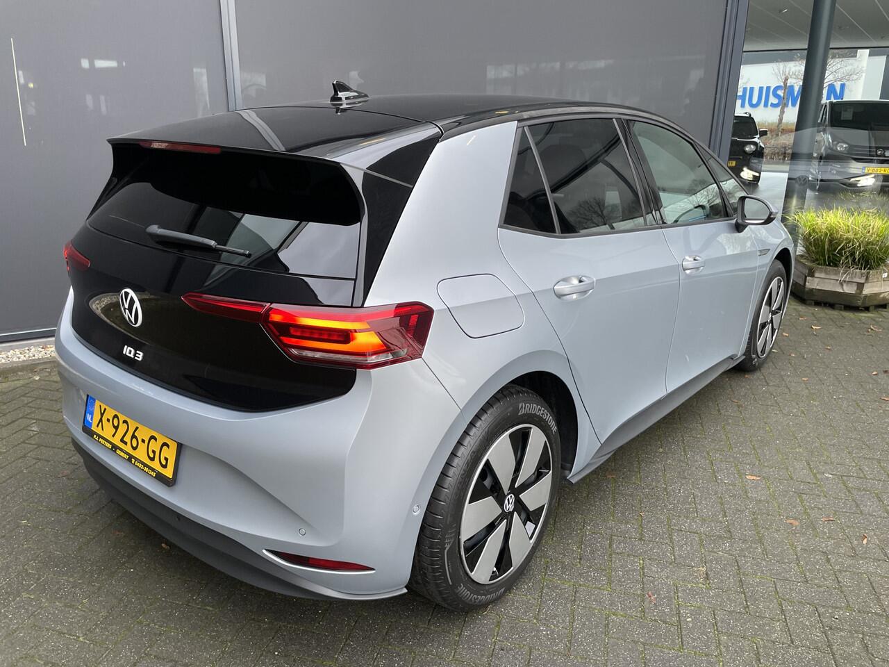 Volkswagen ID.3 Pro Advantage 58 kWh Nieuw Clim. control - Cruise control - Parks.v+a - stuur en v.stoelen vw - Park Assist - Tel/Connect/radio - MFL stuurwiel - ramen E-VZ - Spiegels E-V+V