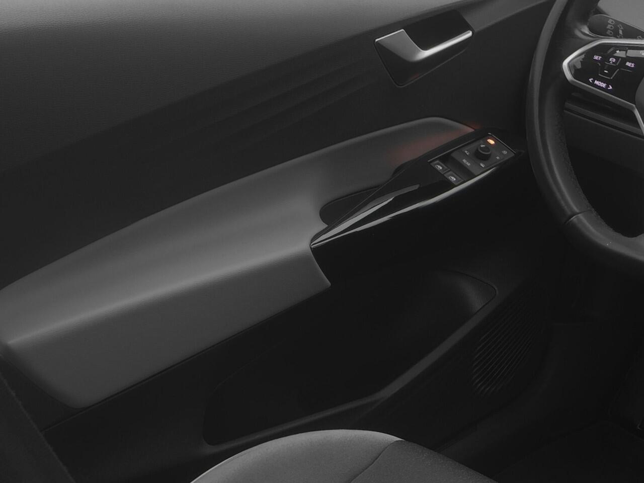 Volkswagen ID.3 First Plus 58 kWh | CAMERA | ADAPTIVE | STOEL- EN STUURVERW.