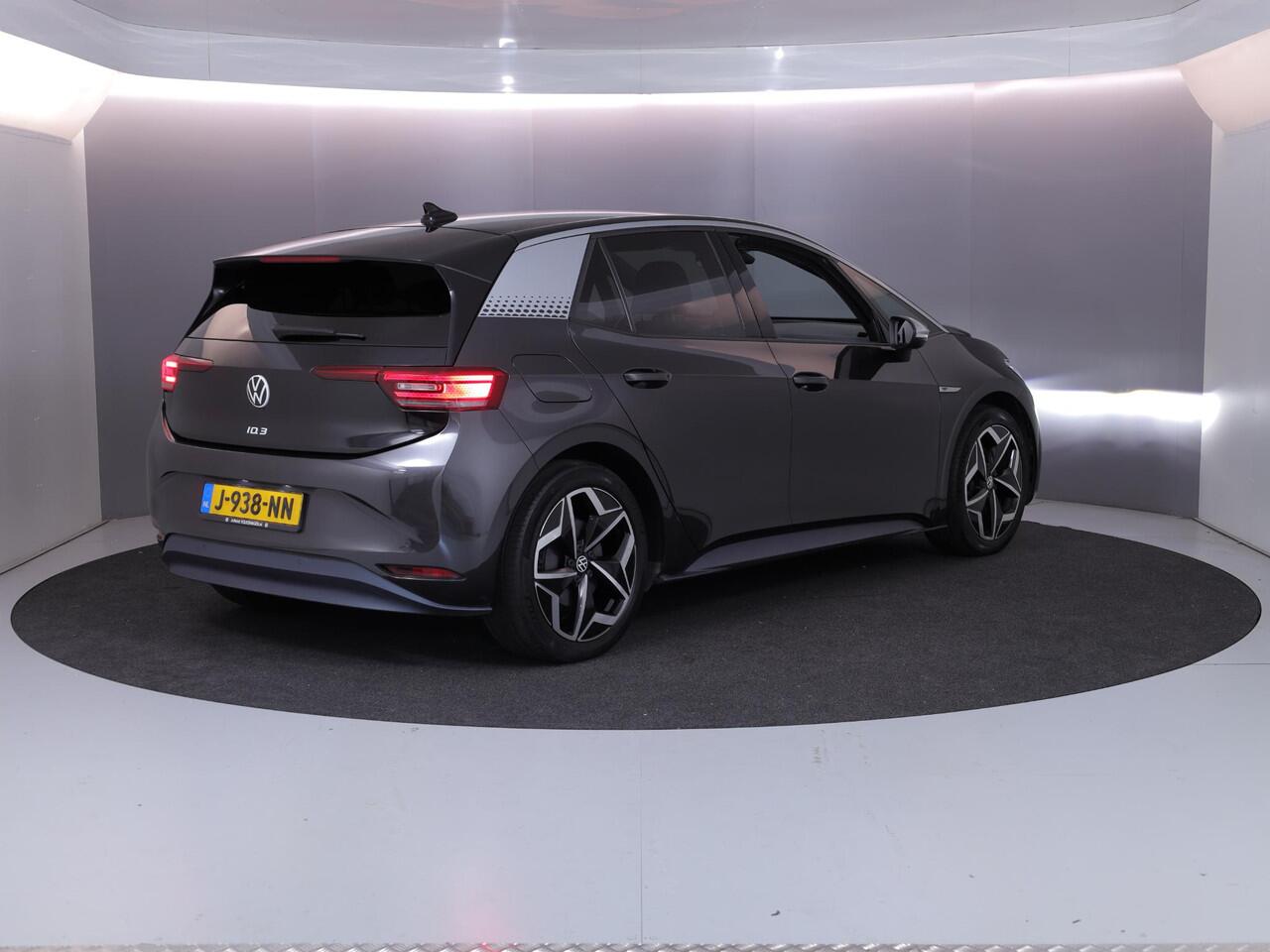 Volkswagen ID.3 First Plus 58 kWh 204pk|19'LM-velgen| Matrix LED| verwarmde voorstoelen| SOH 88%