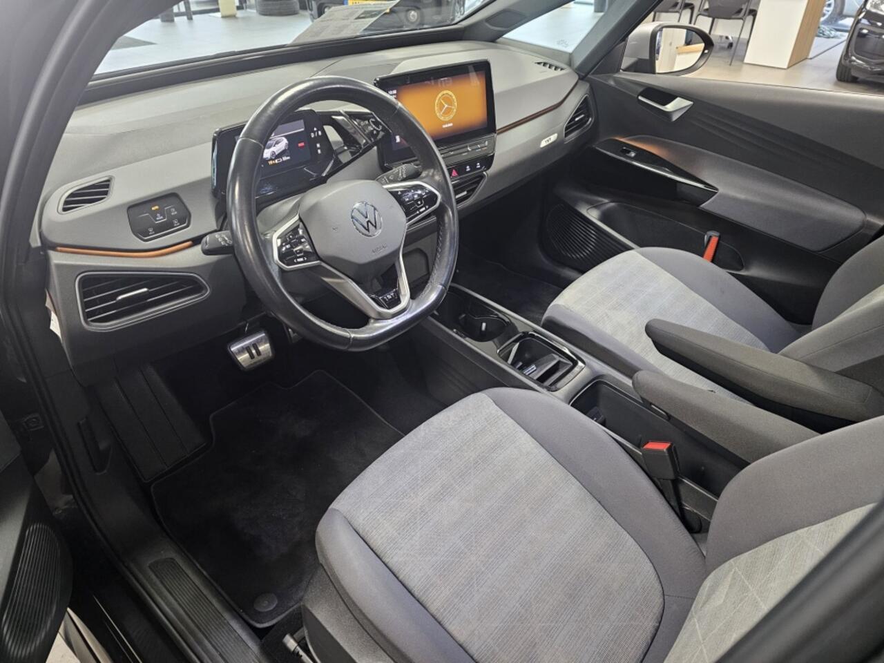 Volkswagen ID.3 First 58 kWh | Parkeersensoren | Stoelverwarming | Navi