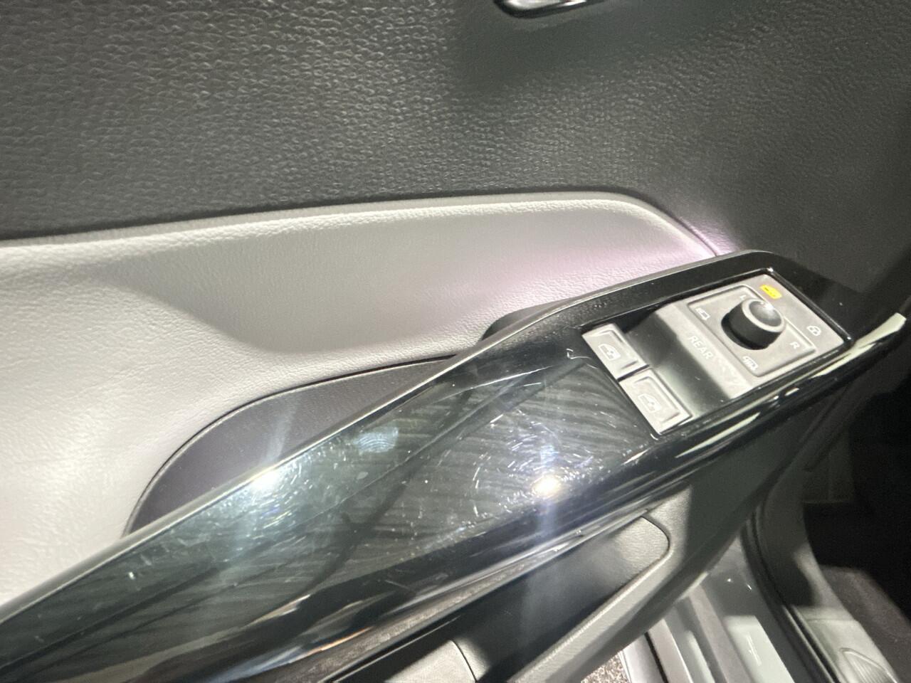 Volkswagen ID.3 Pro 58 kWh "18 inch Lichtmetalen Velgen | Zwart dak | Parkeersensoren