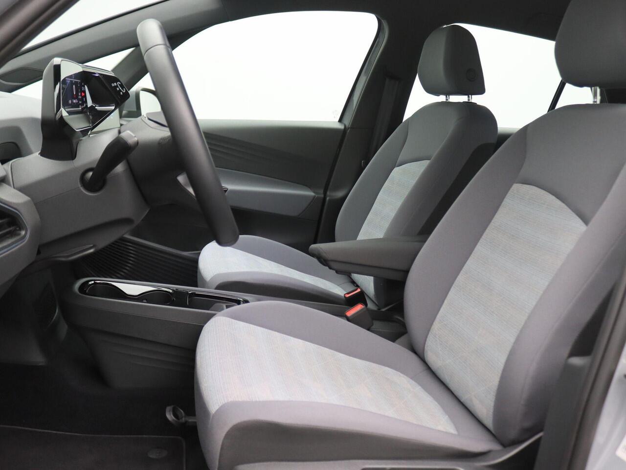 Volkswagen ID.3 Pro 58 kWh 204PK Warmtepomp, Adaptieve Cruise Control, Full Led, Keyless, App-Connect, Navi, Stuur- en Stoelverwarming, 18" LM Velgen