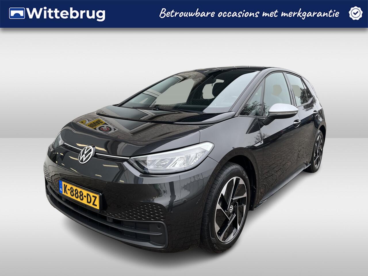 volkswagen-id.3-first-58-kwh---park