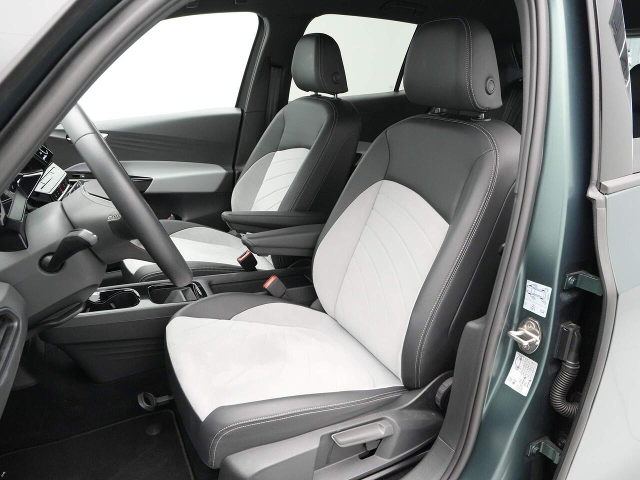 Volkswagen ID.3 Pro Advantage 58 kWh ACC Camera DAB Stoelverwarming 19 inch