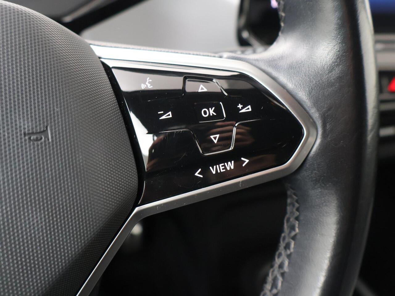 Volkswagen ID.3 First Plus 58 kWh | 204 PK | Adaptive cruise control | Navigatiesysteem | Matrix LED koplampen | Parkeersensoren |