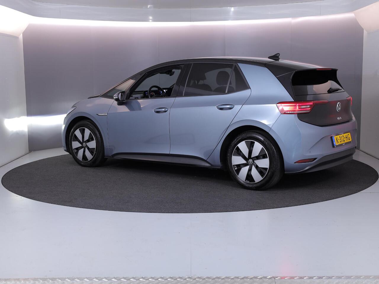 Volkswagen ID.3 Business 58 kWh 204 pk | Navigatie | Parkeersensoren | Achteruitrijcamera | Stoelverwarming | Matrix LED koplampen | 85% accu