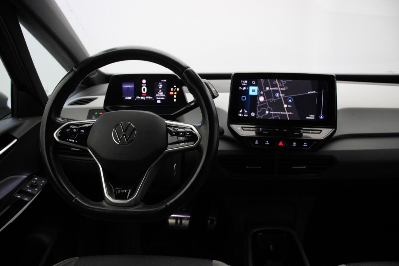 Volkswagen ID.3 First Plus 58 kWh - Carplay, Navi, Camera, Stuur/Stoelverwarming, SOH 89%