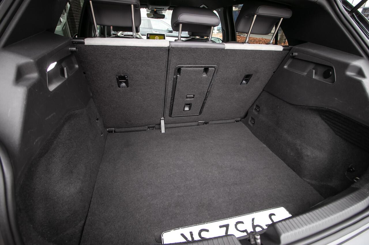 Volkswagen ID.3 First Plus 58 kWh | SOH 91% | Adapt Cruise | Camera | Trekhaak