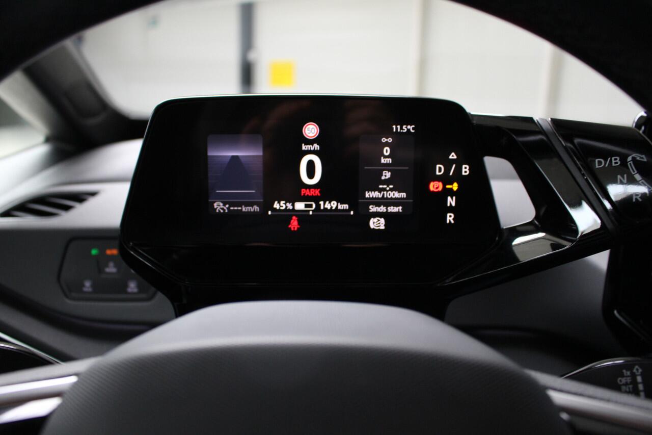 Volkswagen ID.3 First 58 kWh 150 kW / 204 PK Navigatie | Lichtmetalen velgen | Stoel en Stuurverwarming | 90% SoH
