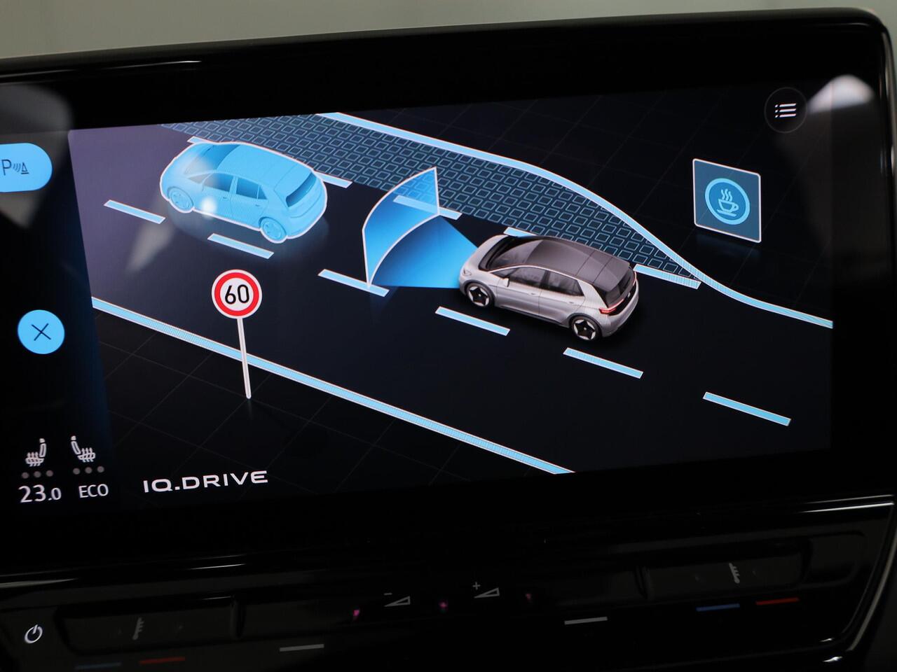 Volkswagen ID.3 First Plus 58 kWh 204 pk | Navigatie | Parkeersensoren | Achteruitrijcamera | Stoelverwarming | Apple Carplay/Android Auto | SOH89%