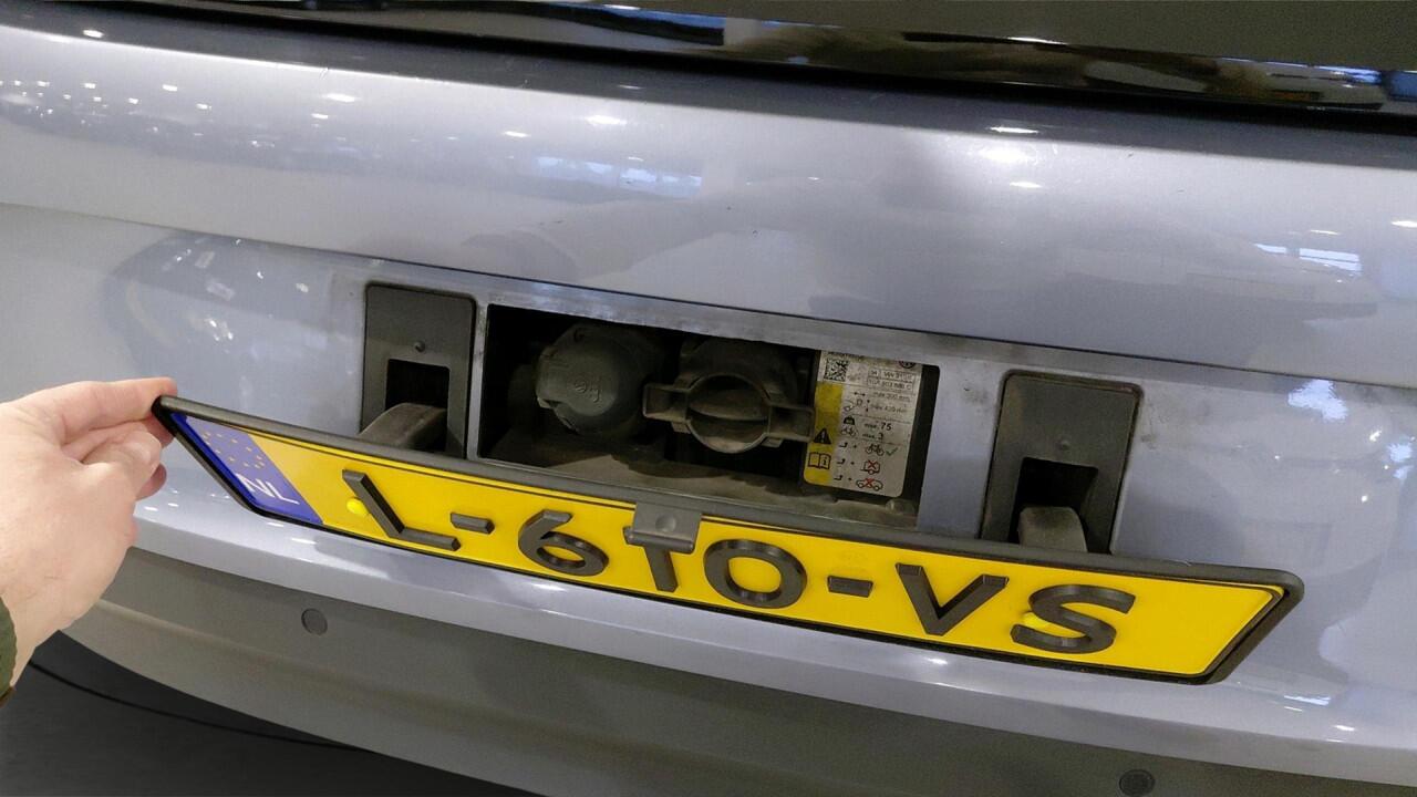 Volkswagen ID.3 Life 58 kWh | Verwarmde stoelen en stuur | App Connect | Navi |Steunhaak