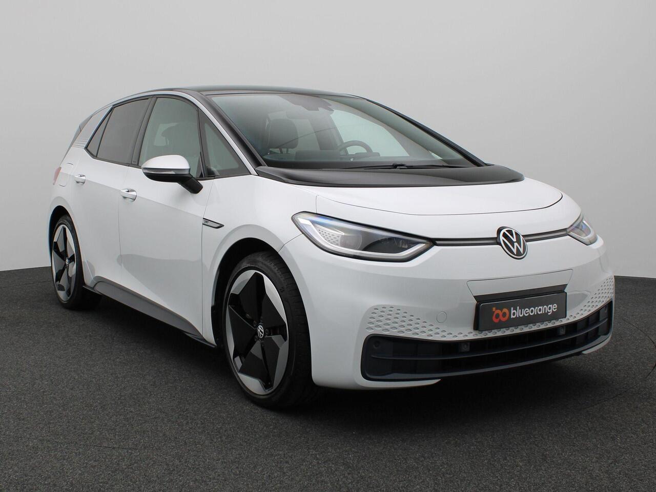 Volkswagen ID.3 First Max 58 kWh 204PK Aut. Panoramadak, 93% SOH,Keyless, Achteruitrijcamera, Side Assist, Head-Up Display, Ergo Comfort stoel, Stoel-Stuurverwarming, 20" LM Velgen, Adaptieve Cruise Control