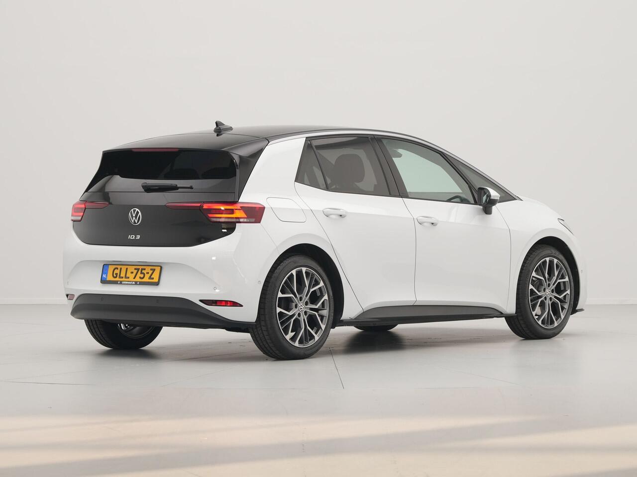 Volkswagen ID.3 Pure Oranje Edition 52 kWh Camera 19"velgen Privacy Glass navigatie Led 181