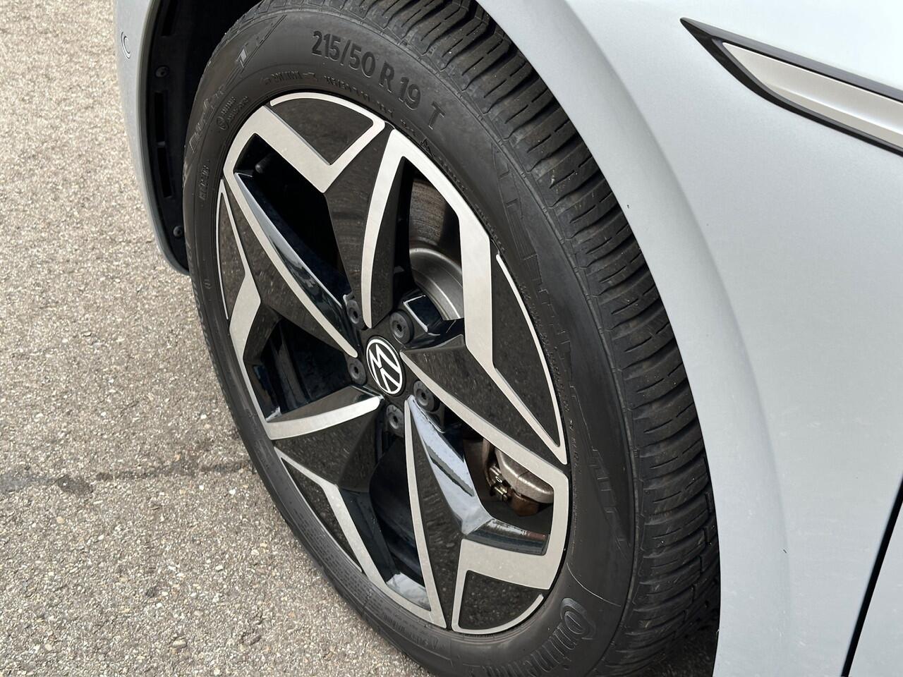 Volkswagen ID.3 58 kWh Pro Performance | Navi | Camera | Rijklaar incl. garantie