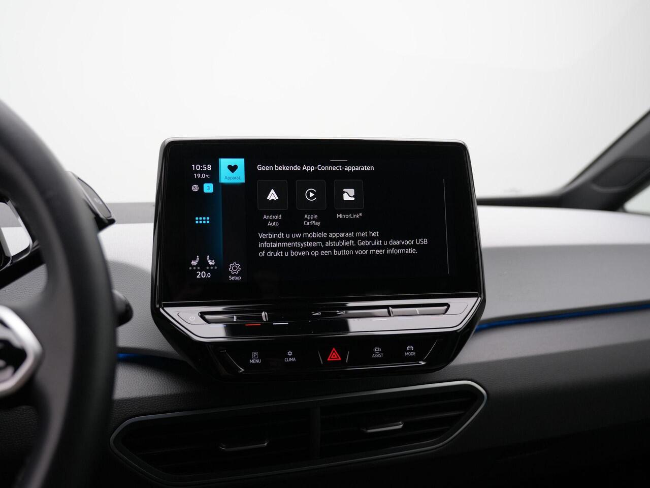 Volkswagen ID.3 Pro 58 kWh 204 pk | Warmtepomp | Leder/alcantara | Stuur-/stoelverwarming | Achteruitrijcamera | Navigatie