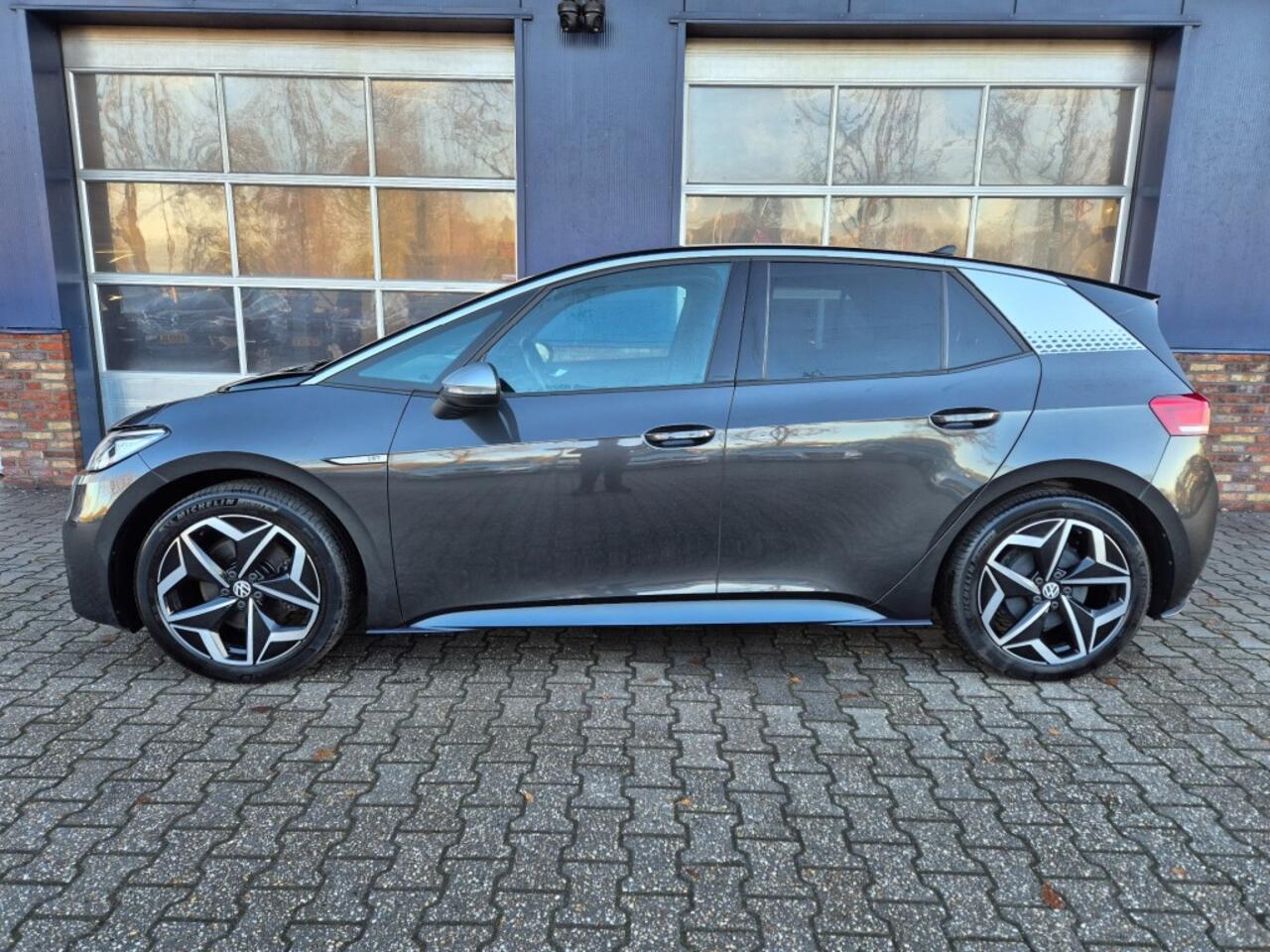Volkswagen ID.3 FIRST PLUS 58 KWH, BTW auto, 204pk, Stoelverwarming, Camera, ALL IN PRIJS!