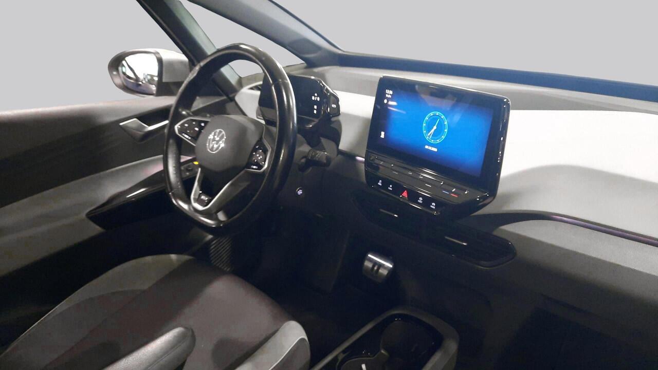 Volkswagen ID.3 First Edition Plus 58 kWh | Camera | 19" velgen | App Connect |