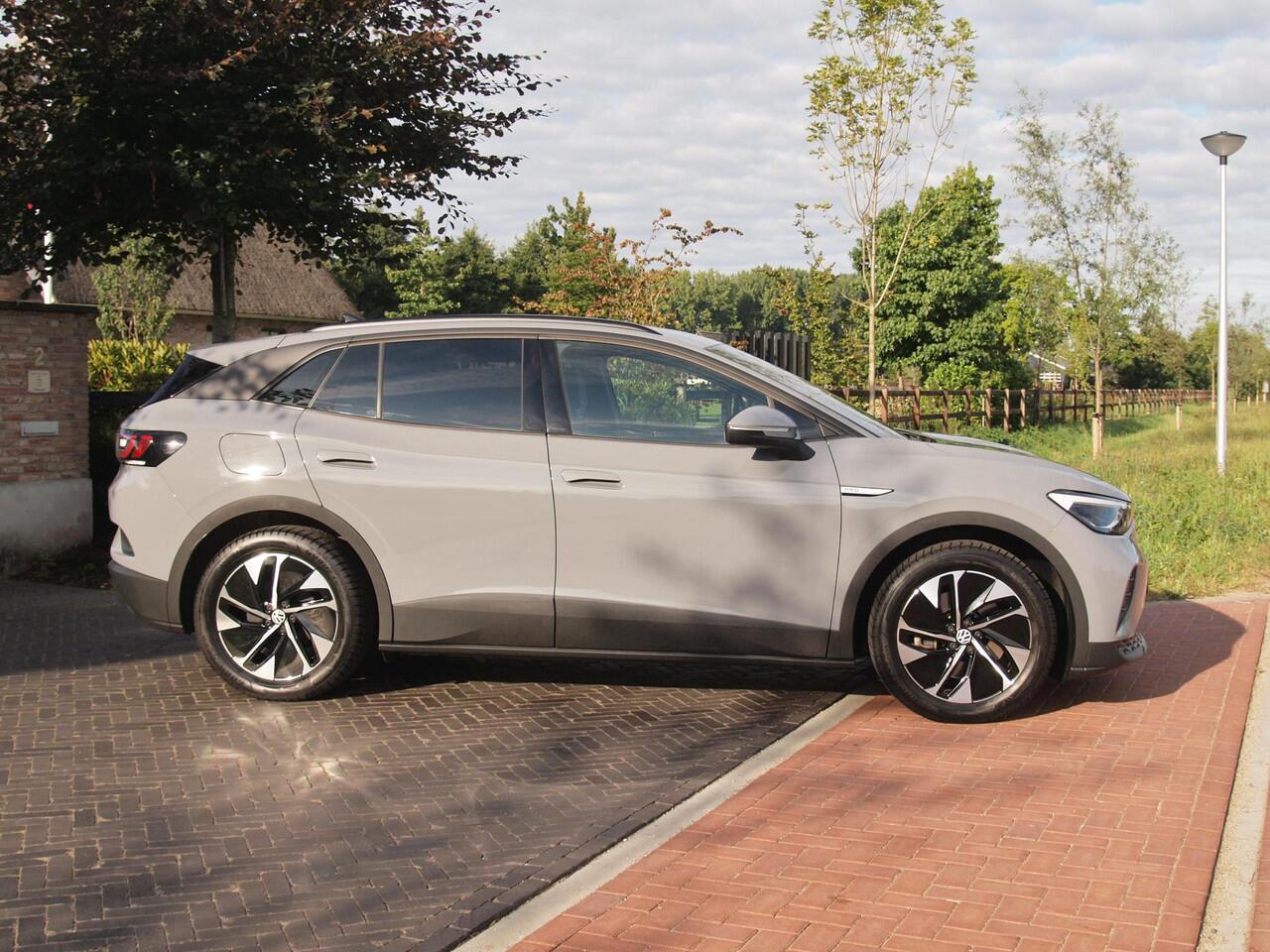 Volkswagen ID.4 Life 77 kWh | Apple Carplay | Sfeerverlichting | Cruise Control | Parkeersensoren |